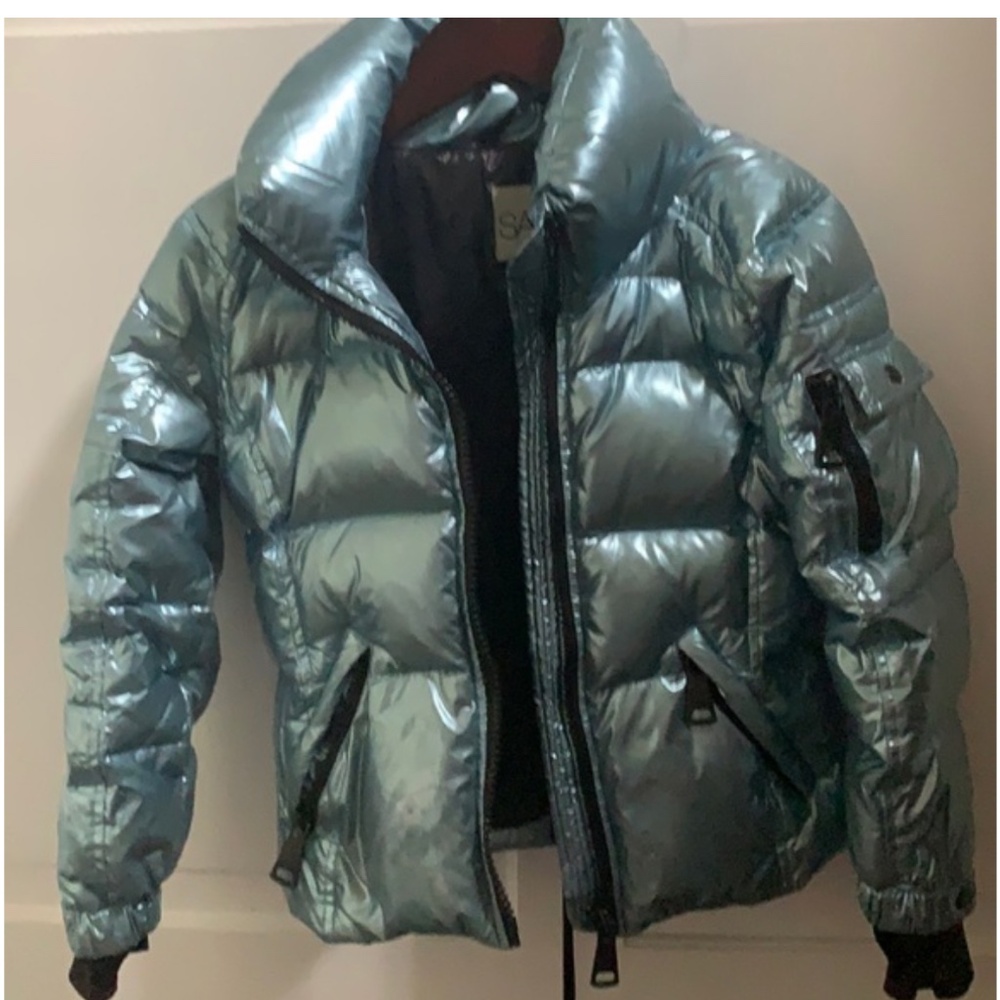 SAM. Blue metallic coat